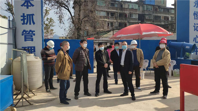 余華平調研市古鎮(zhèn)投資公司疫情防控和復工復產工作